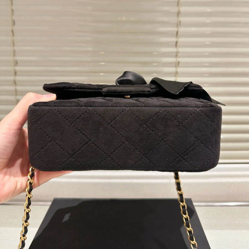 Velvet Bow Bag — detail 3