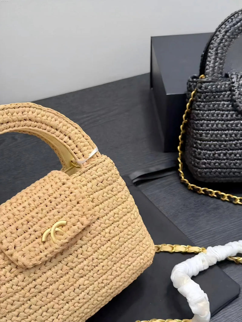 Luxury Woven Handbag — detail 5