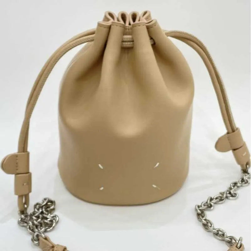 Large Capacity Drawstring Hobo Crossbody Handbag — detail 16