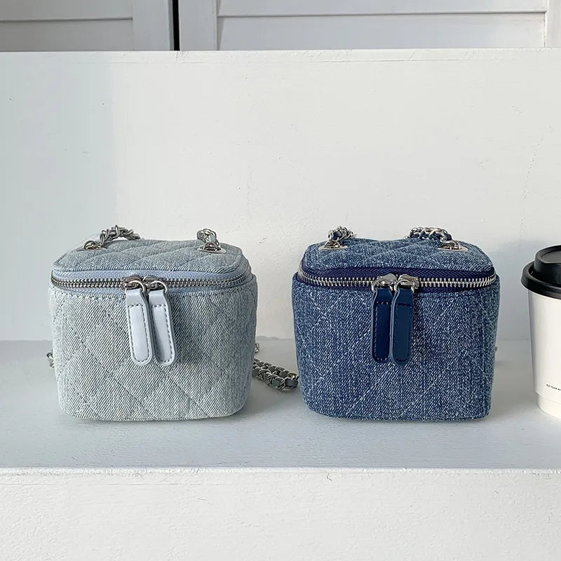 Stylish Designer Mini Cowboy Crossbody Bag — detail 5