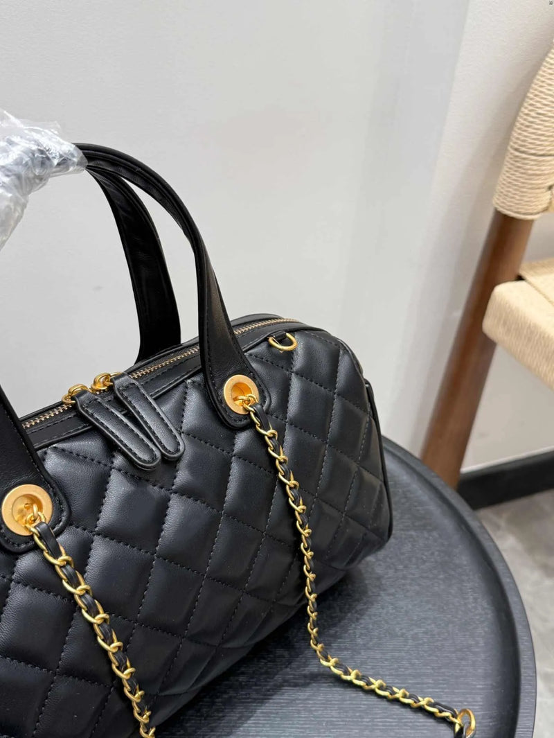 Designer Weekend Travel Tote Bag — detail 10