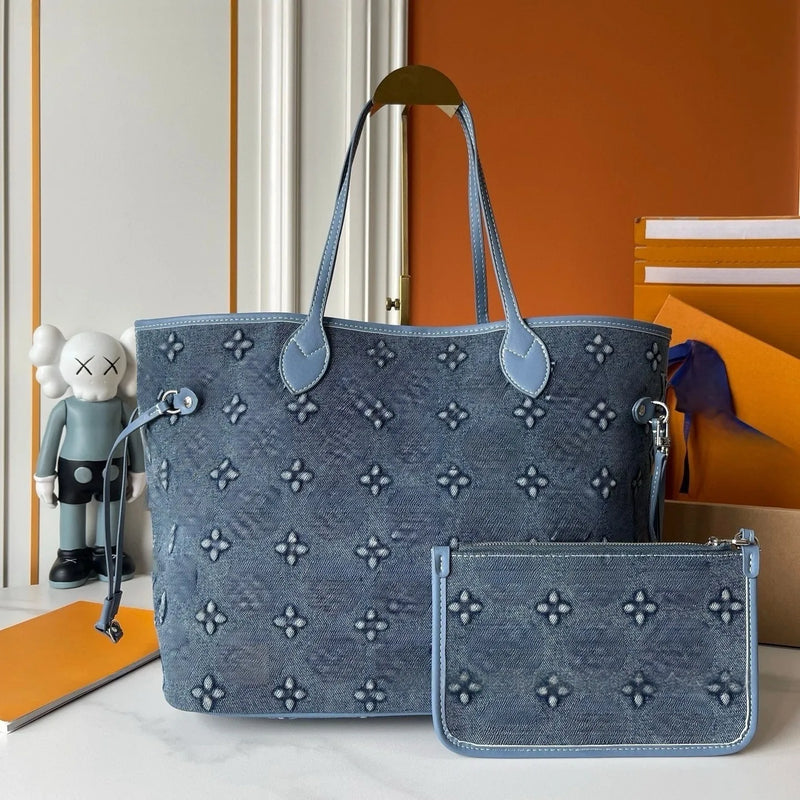 Luxury Boston Pillow Bag with Letter Print — detail 8