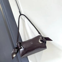 Women’s Designer Shoulder Bag image 7