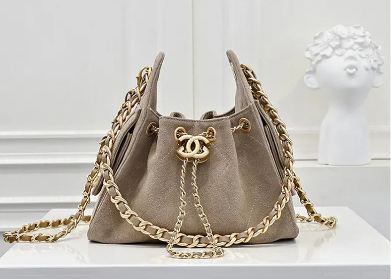 Large Capacity Drawstring Hobo Crossbody Handbag — detail 2