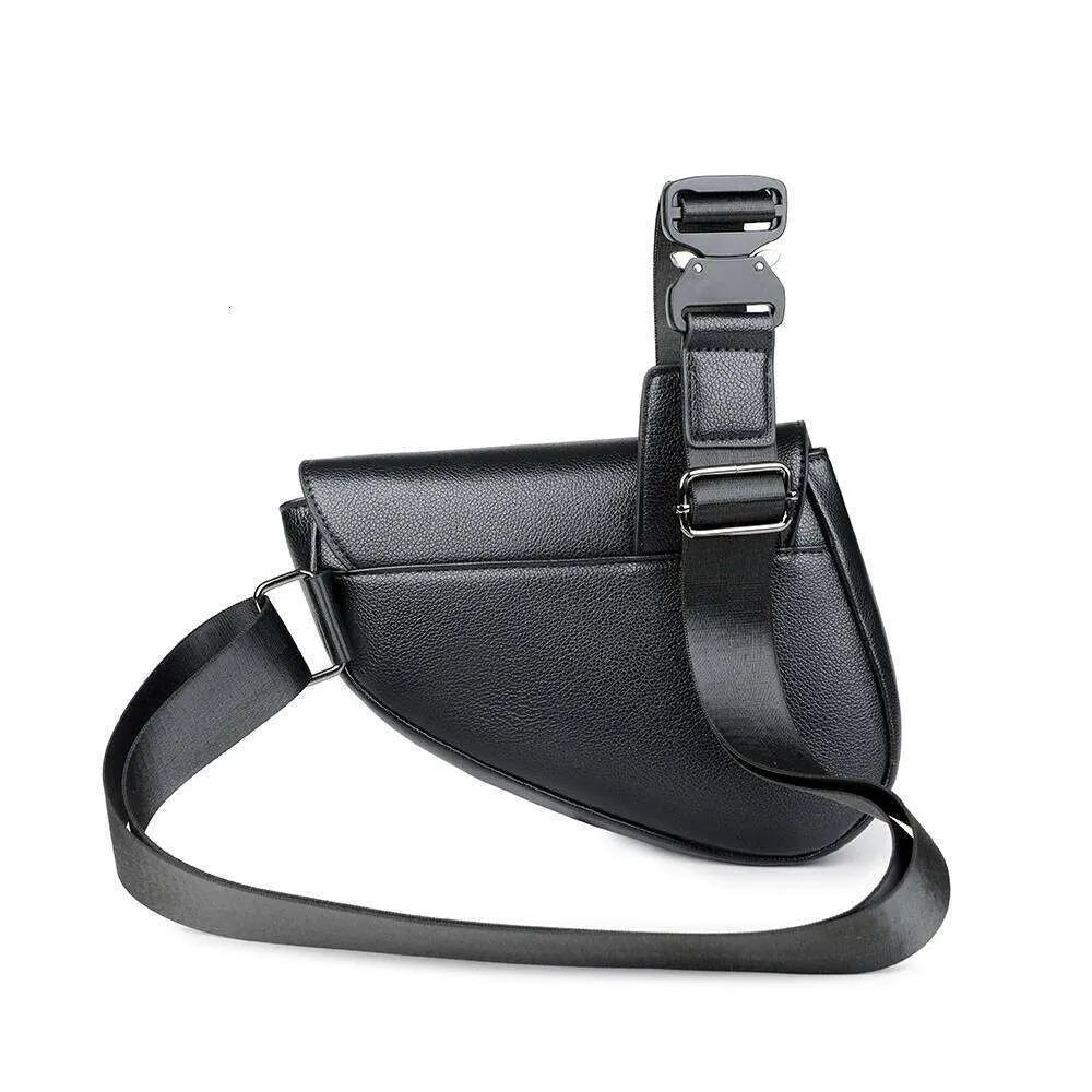 GUIHUISHU Men’s PU Leather Crossbody Shoulder Bag