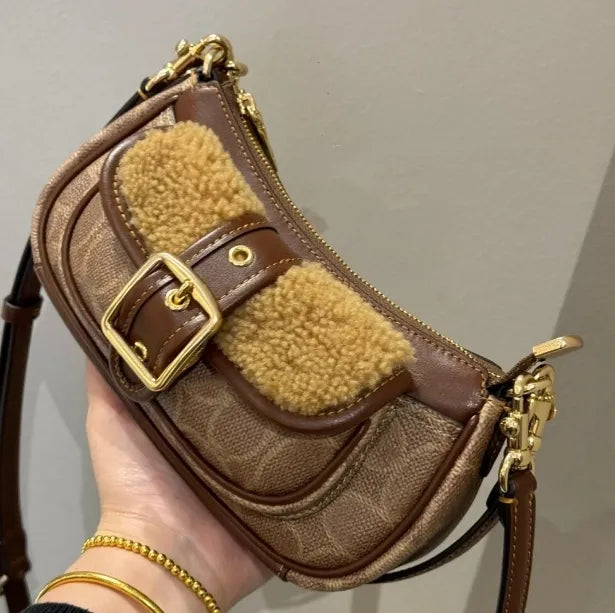 Genuine Leather Ashton Cowboy Crossbody Bag — detail 4