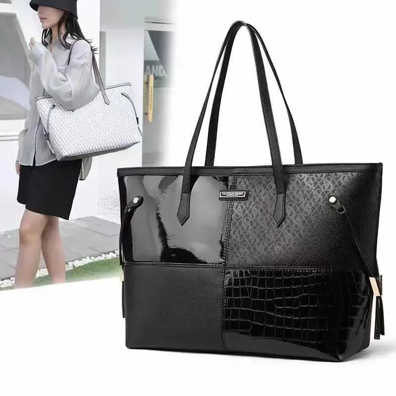 Women’s Shoulder Handbag — detail 1