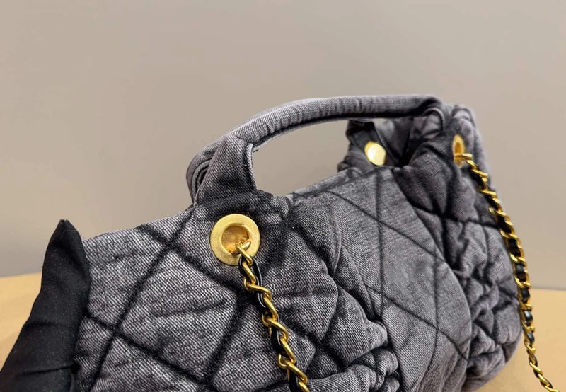 Luxury Bow Quilted Denim Bag — detail 1