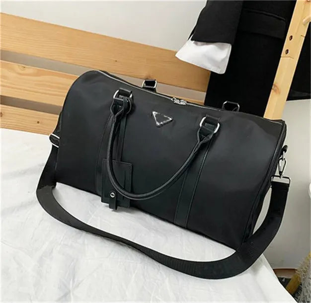 High-Quality Men’s Duffle Bag — detail 1